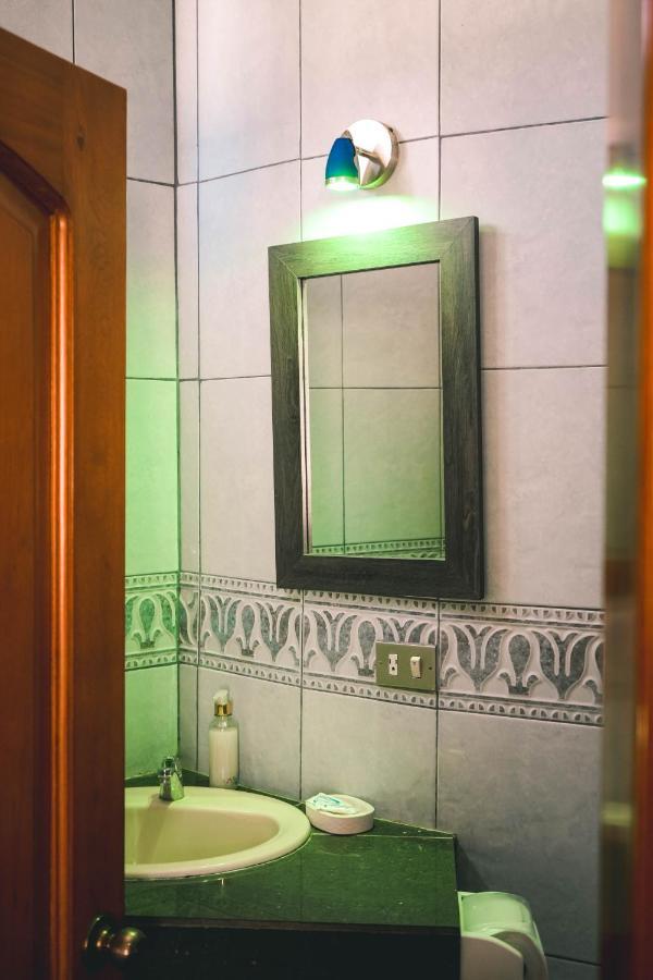 Hotel Manta Beach Madrigal Экстерьер фото