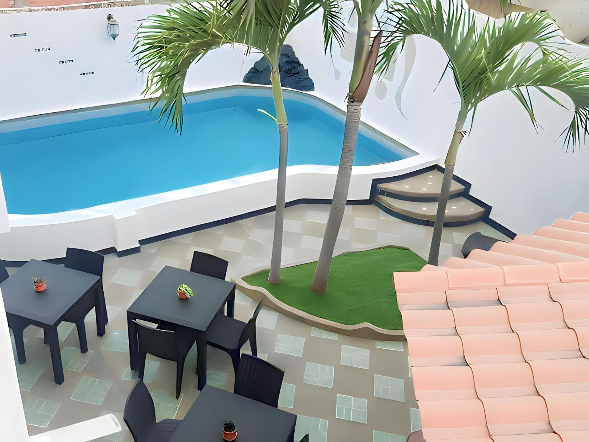 Hotel Manta Beach Madrigal Экстерьер фото